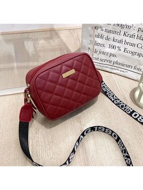 Streetwear Faux Leather Lingge Crossbody Purse